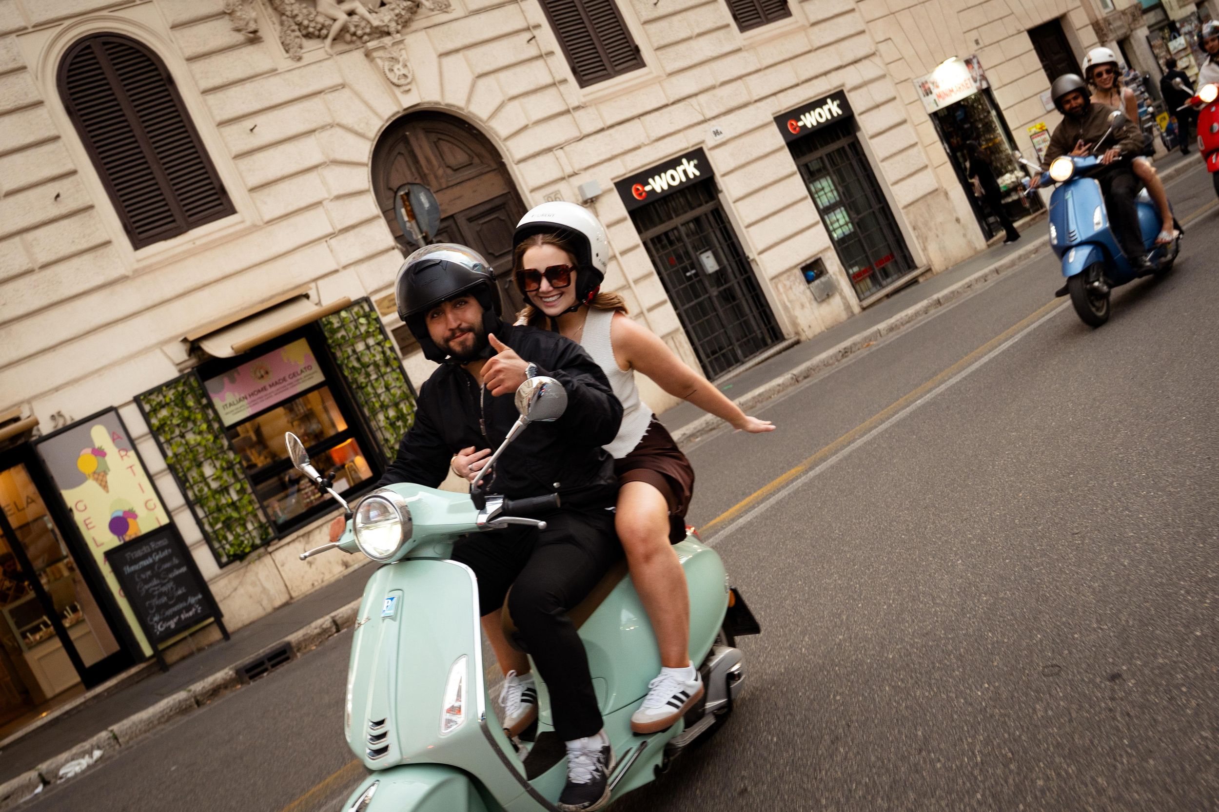 Rom: Vespa-Abenteuer mit Abholung und Rücktransfer
