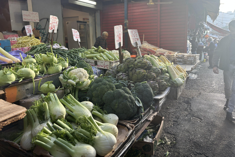 Tel Aviv: Jaffa, Neve Tzedek & Carmel Market with Tasting