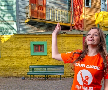 Buenos Aires: La Boca Guided Walking Tour in English