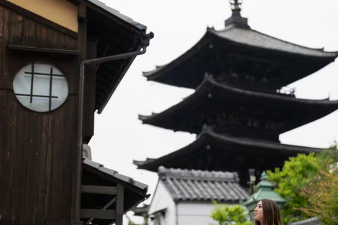 Kyoto Instagram tour with a private photographer.