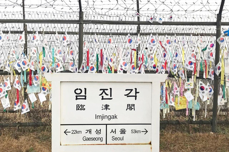 Beyond the DMZ: Private Tour with Han River & Myeongdong DMZ private tour for 1 and 2 persons with same pakeg