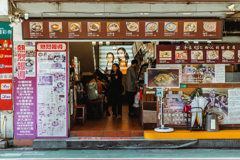 Taipei: Formosa Flavours Food Tour with 12+ Tastings