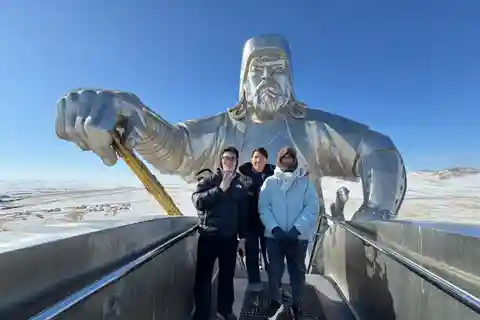 From UB: Day Tour to Chinggis khan statue and Nomadic family