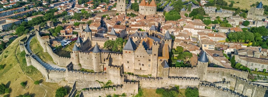 Bonjour Carcassonne : visite privée de 2 heures à pied avec un guide de la région