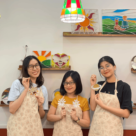 Ho Chi Minh City: Stained Glass Art Workshop in Saigon