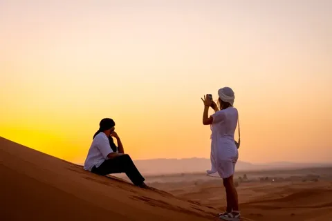 Da Fes: Tour di lusso nel deserto di 3 giorni a Marrakech via Merzouga