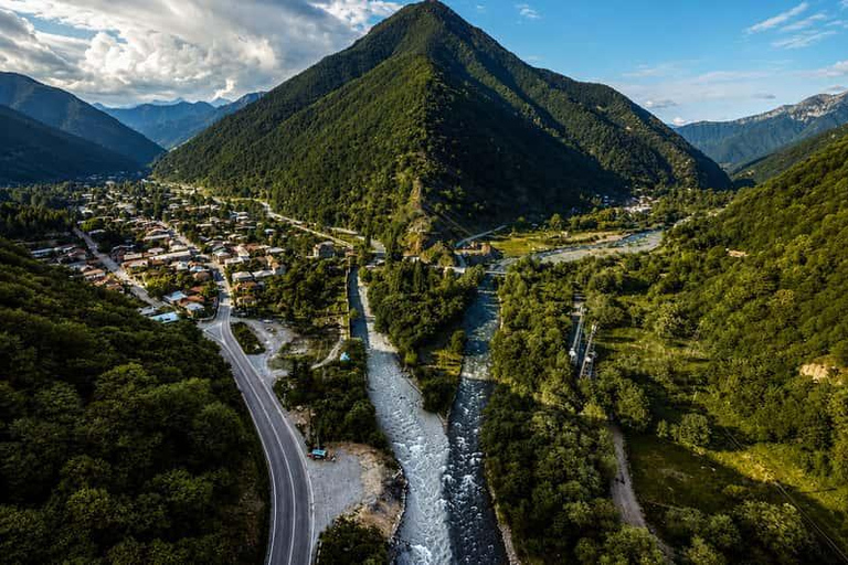 From Tbilisi: Kazbegi Full-Day Tour with Ananuri
