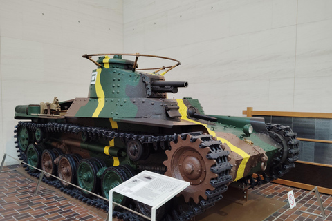 Tokyo War History Tour: Yasukuni Shrine & War Museum War & Remembrance Tour (3.5 Hours)