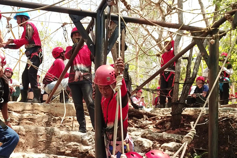 Yogyakarta: Private Jomblang Tour + kostenloses Drohnen-Shooting