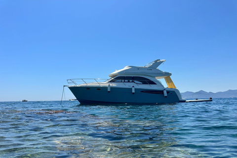 Cannes: Boat cruise to the Leyrins Islands or the Rochers Rouges 4-hour boat ride on an 11m boat, Departure from Cannes