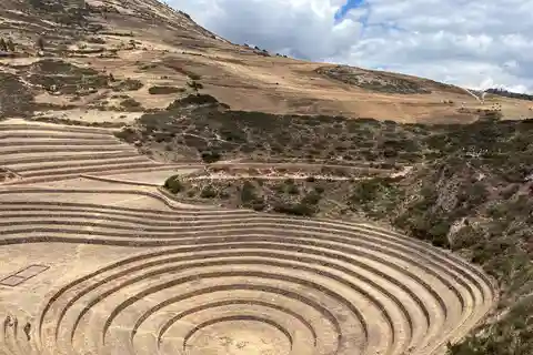 CUSCO HALF-DAY CULTURAL TOUR MORAY, SALT MINES AND CHINCHERO