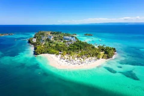 From Samana: Los Haitises Boat and Walking Tour with Lunch