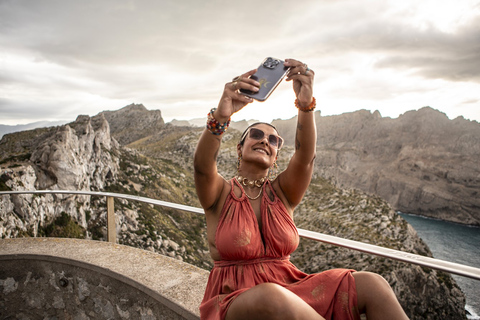 From Alcudia: Sunset Formentor Tour with Cava