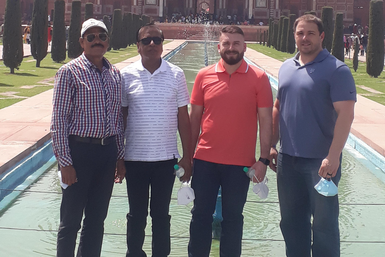 泰姬陵与阿格拉堡之旅（含标志性摄影环节）探索泰姬陵（仅限导览）