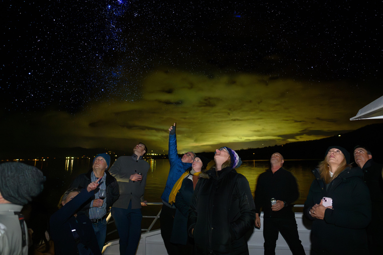 Hobart: Sea to Sky Night Cruise with Dinner & Welcome Drink