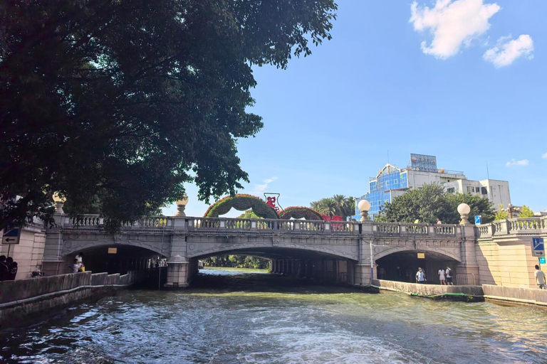 Guilin City Highlights Shared Cruise Day Trip + Pickup