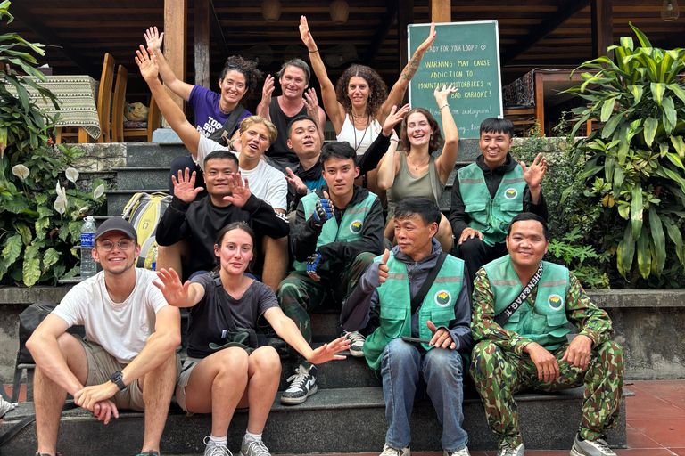 Tour di 4 giorni dell&#039;anello di Ha Giang con notte extra e pick-upTour in CABINA INDIVIDUALE DORME