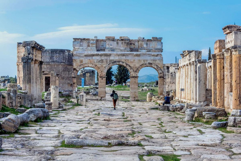 Antalya, Belek, Side, Kemer: Viagem de 1 dia a Pamukkale com almoçoDe Kemer: viagem de 1 dia para Pamukkale com almoço