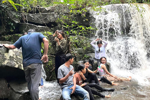 PhnomPenh: 2 giorni di trekking e campeggio sul monte Knang Phsar