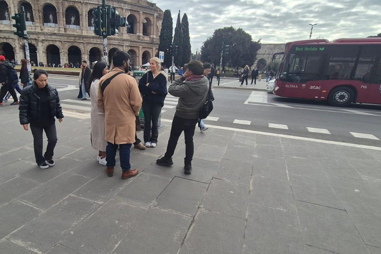 Small Group Guided Tour Colosseum Roman Forum, Palatine Hill Standard Tickets