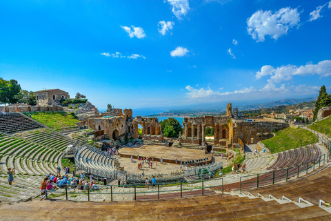 De Catânia: excursão a Taormina, Isola Bella e CastelmolaVisita guiada por áudio a Taormina, Isola Bella, Castelmola