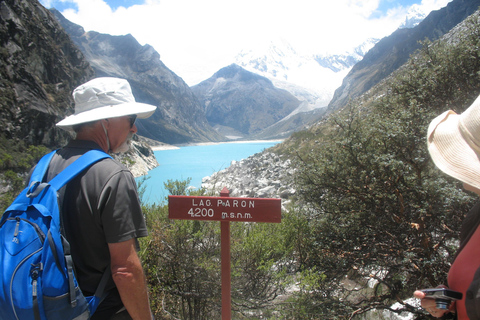 Excursión de un día a la Laguna de Parón y al Parque Nacional de Huascarán