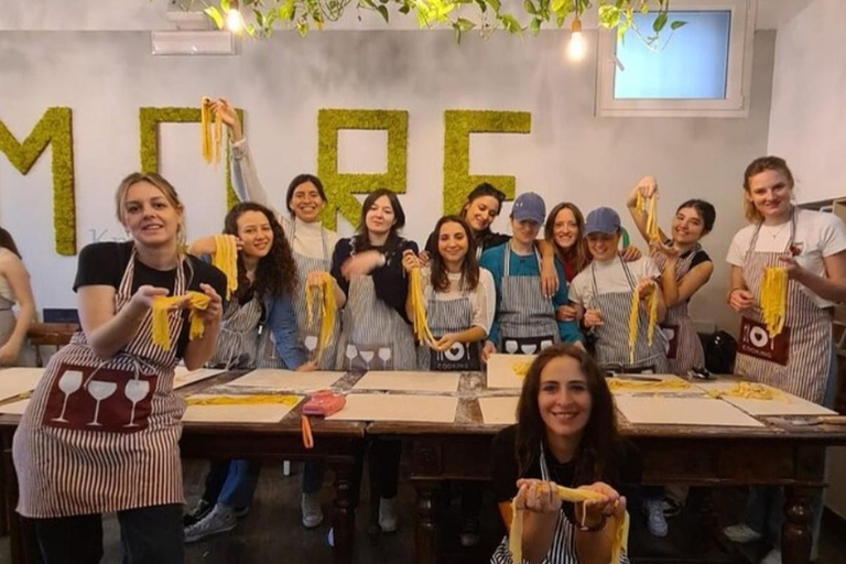 Spanish Steps - Pasta Class with wine and tiramisù Spanish Steps - Pasta&tiramisù cooking class