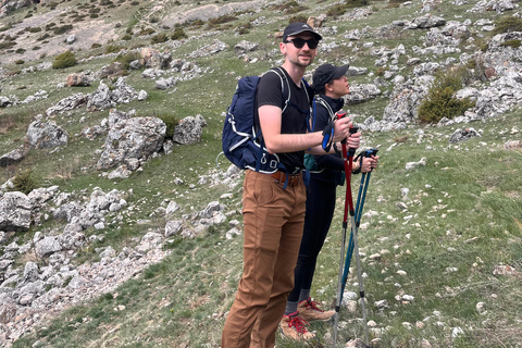 3 day trekking between mountain villages Khinaliq - Qriz Baku: 3 day trekking aroud mountain villages Guba - Khinalig