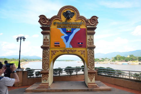 From Chiang Mai: Chiang Rai's Temples and Golden Triangle White Temple, Blue Temple, Wat Phra Keaw and Golden Triangle