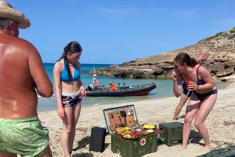 Z Cala Ratjada: rejs łodzią myśliwską na plażę