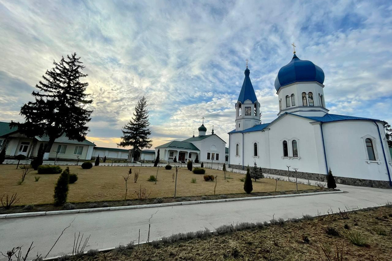Chișinau: Plaiul Fagului Hike, Honey Tasting, & Monastery