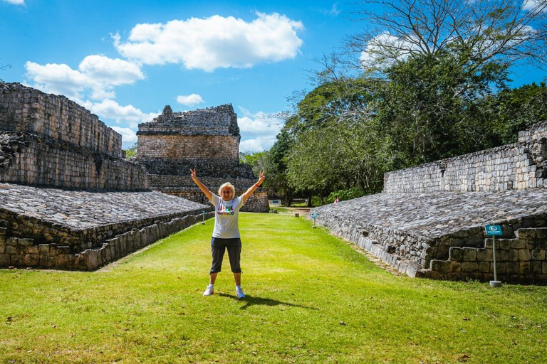 Au départ de Cancun : Ek Balam et visite des cénotes avec déjeuner et transfert