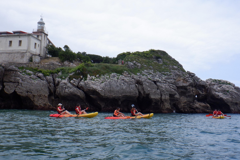 Tour guiado en kayak por la Bahía de Santander.