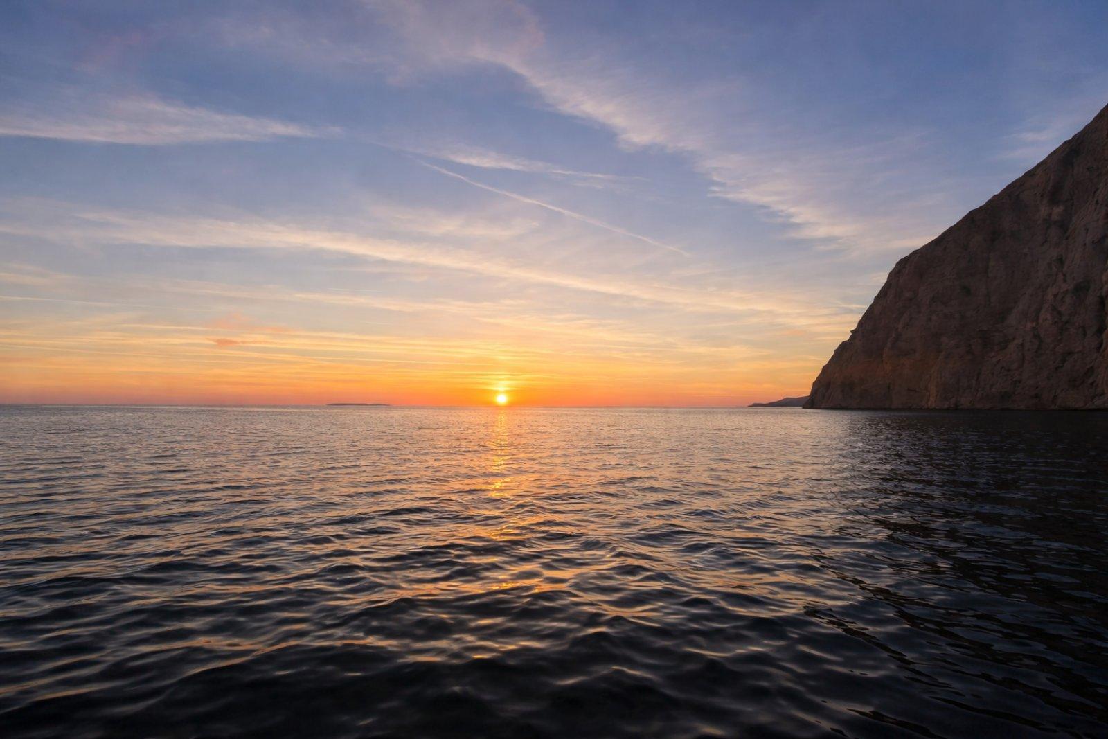 Kalamata: Private oder geteilte Katamaran-Sonnenuntergangsfahrt