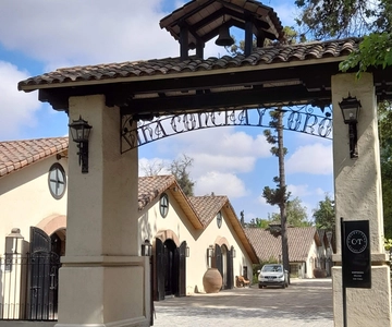From Santiago: Concha y Toro Winery Guided Tour & Tasting