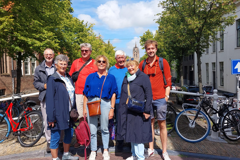 Delft: Tauche mit einem privaten ortskundigen Guide in das Goldene Zeitalter einHolländische Wandertour