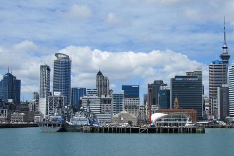 Auckland: Scenic Wine and Cheese Harbour Cruise