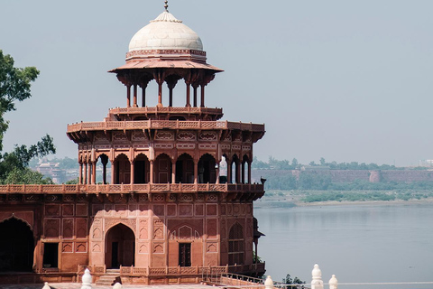 Benarés: Tour privado de Prayagraj de un día completoVaranasi: tour privado de día completo a Prayagraj