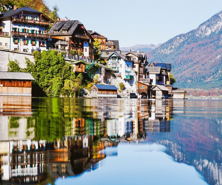 Vienna: Hallstatt & Alpine Peaks Day Trip with Skywalk Lift