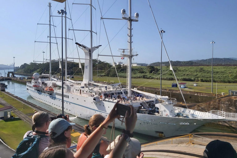 Centre des visiteurs du canal de Panama et visite de la ville