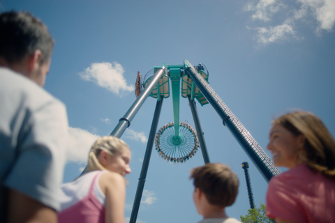 Dreamworld, WhiteWater World & SkyPoint 3-Day Ticket
