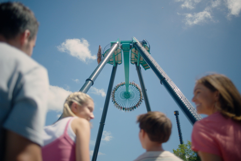 Dreamworld, WhiteWater World & SkyPoint 3-Day Ticket