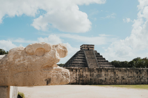 PVT Transfer from Merida To Cancun & Chichen Itza (Cun-Mid)