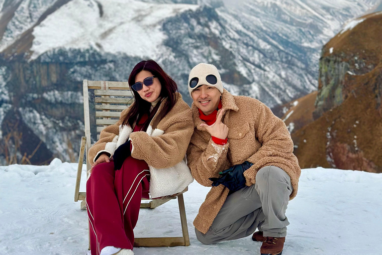 Tbilisi: Private Gudauri tour with photographer guide