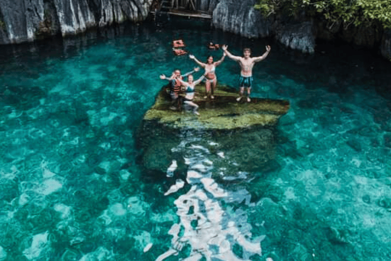 Coron Super Ultimate: 7 destinos con almuerzo y trasladosLas 7 islas que hay que ver en Coron: Con Kayangan y Barracuda