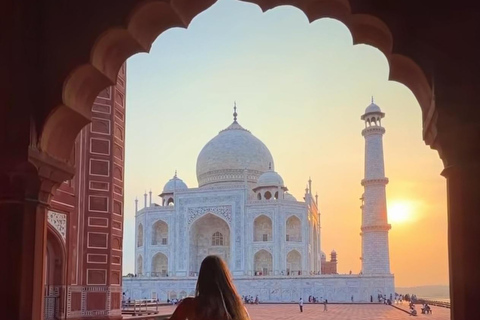 From Delhi: Delhi Agra Same-Day Tour Car Taxi And Guide From: Delhi–Agra Same-Day Tour by Private Car & Guide