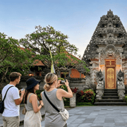 Bali: Ubud Palace, Royal Legends & Traditional Arts