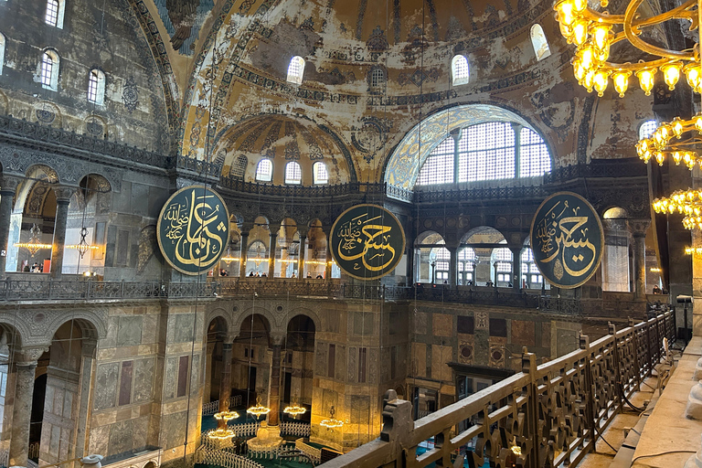 Istanbul : Entrée dans la mosquée Sainte-Sophie avec visite guidée et audioguide