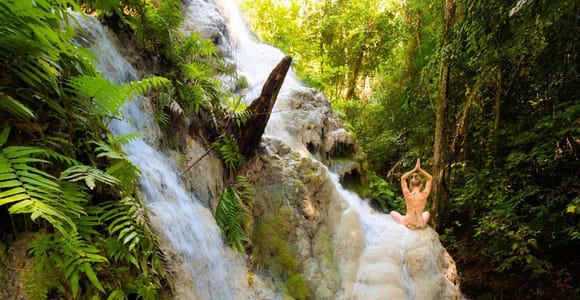 Chiang Mai: Sticky Waterfall by Local Truck with Market Stop