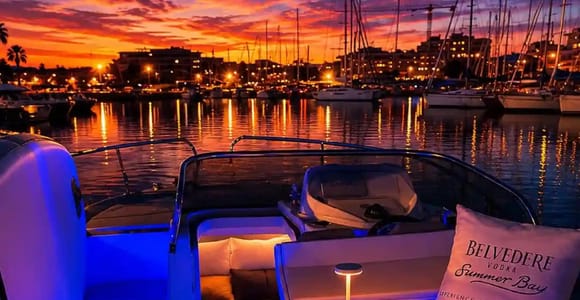 Sunset by boat in Bari: aperitif on board for families and groups